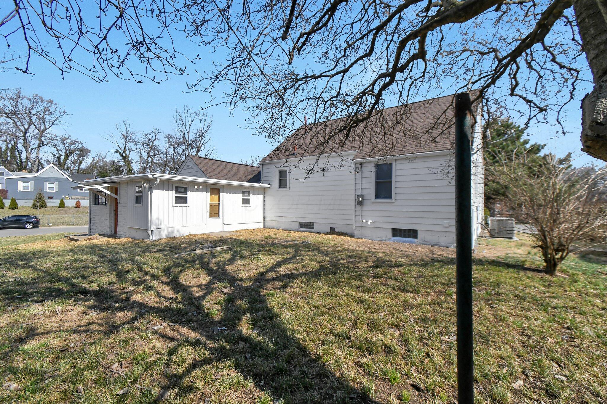 799 Sunbury Road Columbus, OH 43219 - Photo 34 of 44 34-web-or-mls-799-sunbury-rd