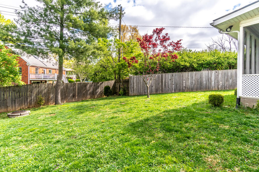1013 Castleton Way Lexington, KY 40517 - Photo 50 of 53 121