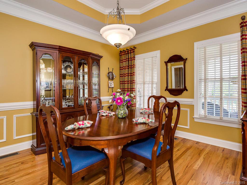 10812 Fox Hedge Road Matthews, NC 28105 - Photo 3 of 24 Gallery Image 3