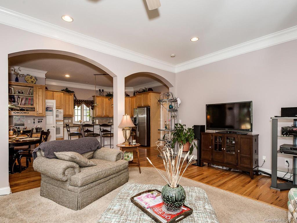 10812 Fox Hedge Road Matthews, NC 28105 - Photo 7 of 24 Gallery Image 7
