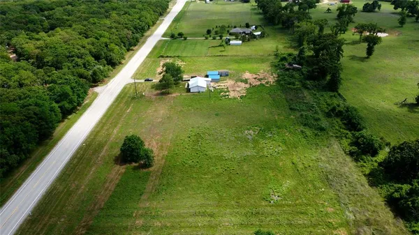$199,000 | 2519 Farm To Market Road 2027, Lott, TX 76656