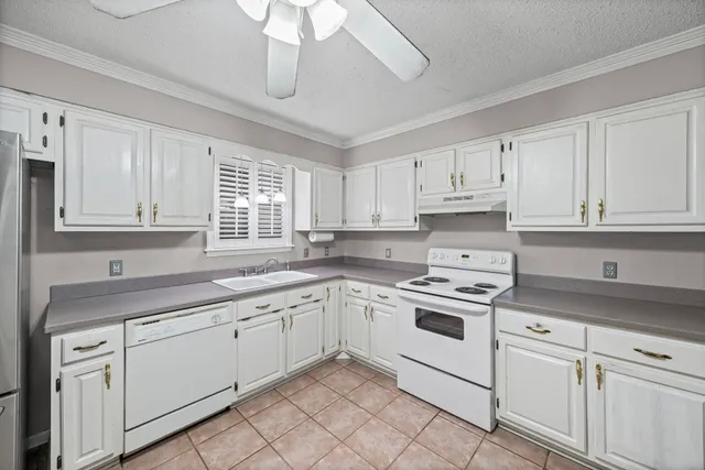 $339,900 | 143 Ashley Lane, Brighton, TN 38011