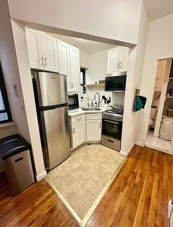 $3,450 | 886 10th Avenue, Unit 5D | Hell's Kitchen
