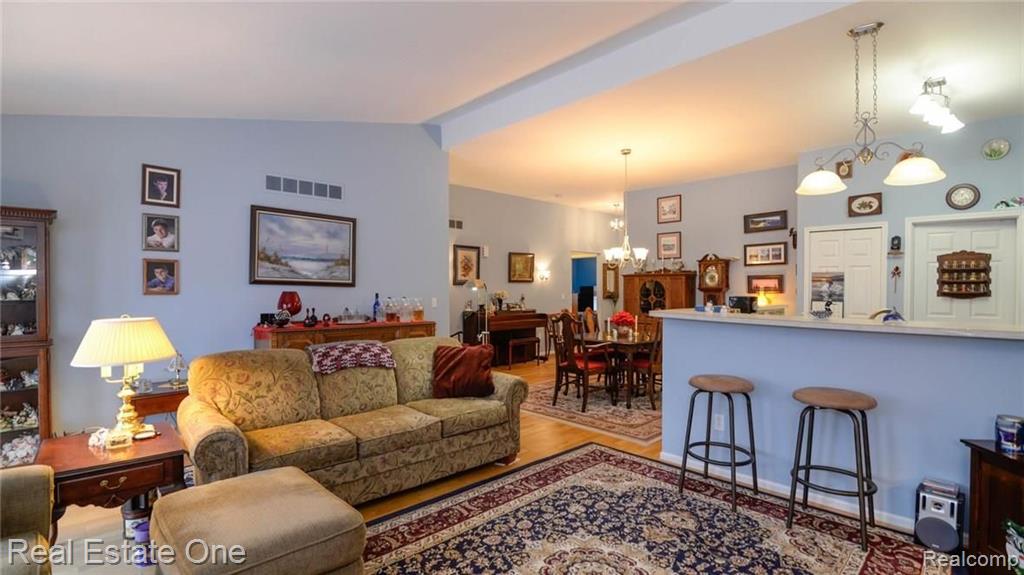 267 Wood Point Howell, MI 48843 - Photo 13 of 39