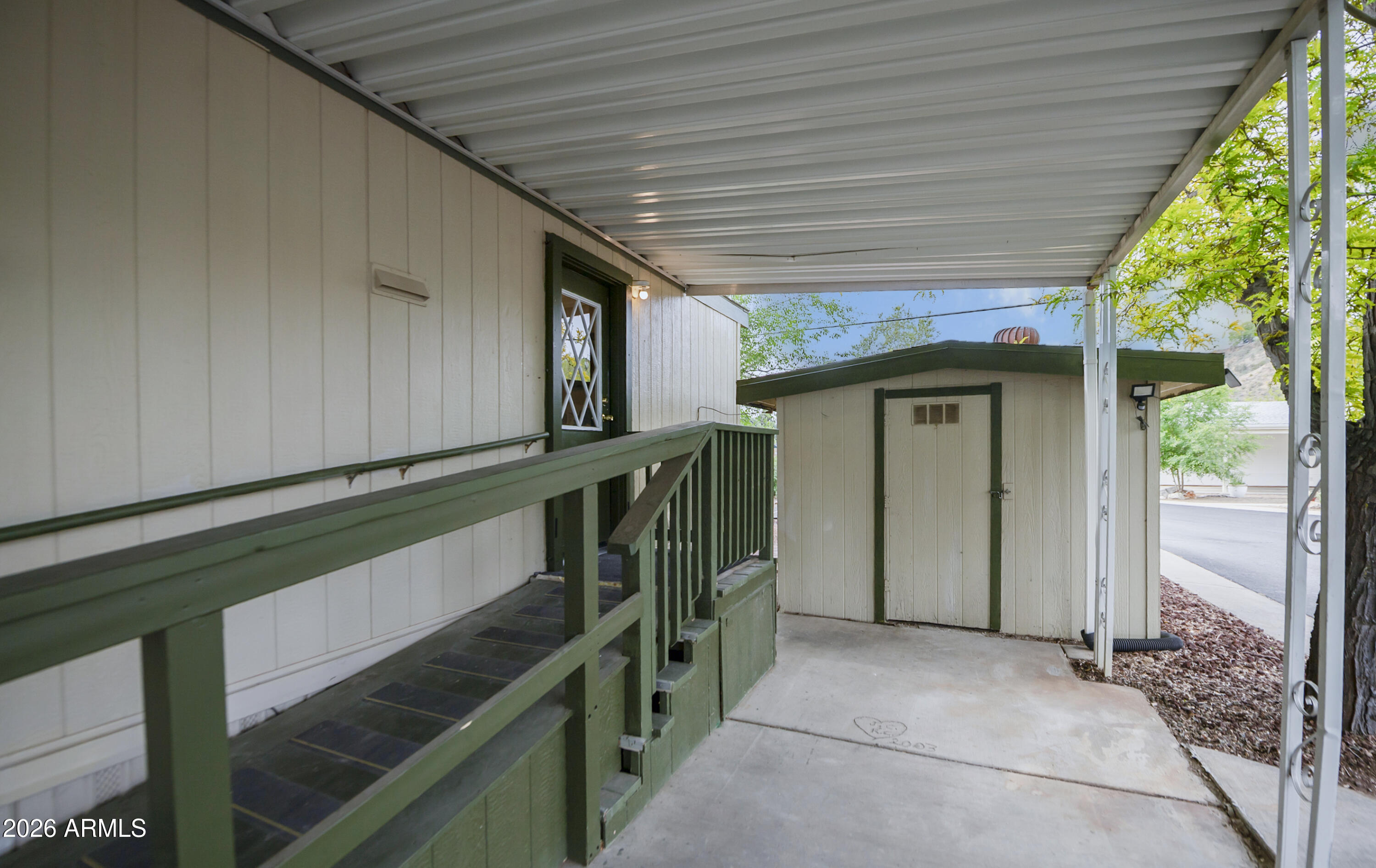 11250 East State Rte 69, Unit 1125 Dewey, AZ 86327 - Photo 34 of 45 a view of an outdoor space