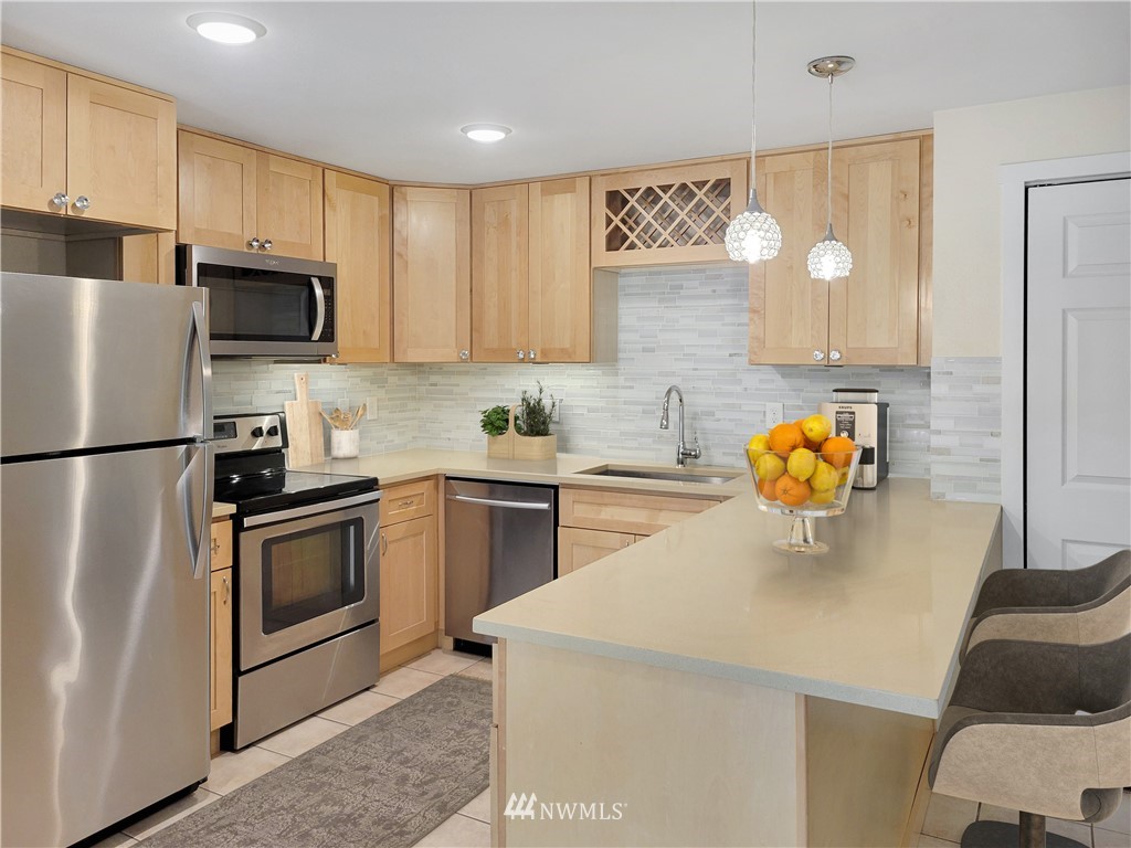 1150 Sunset Boulevard Northeast, Unit 314 Renton, WA 98056 - Photo 2 of 14 Gallery Image 2