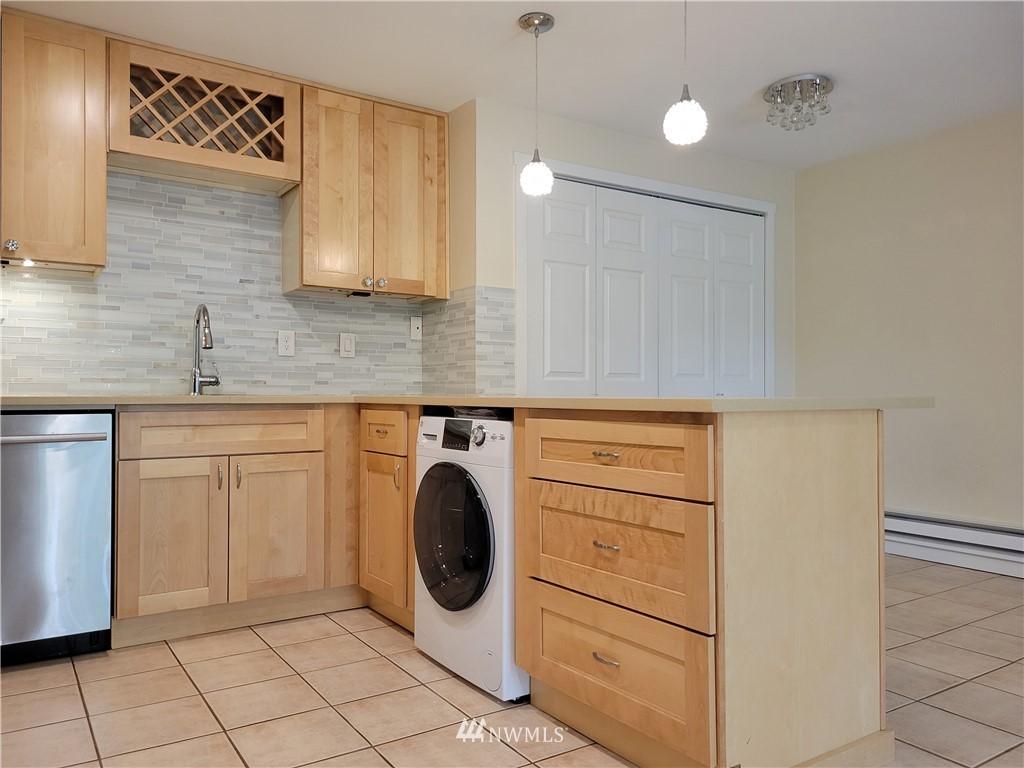 1150 Sunset Boulevard Northeast, Unit 314 Renton, WA 98056 - Photo 3 of 14 Gallery Image 3