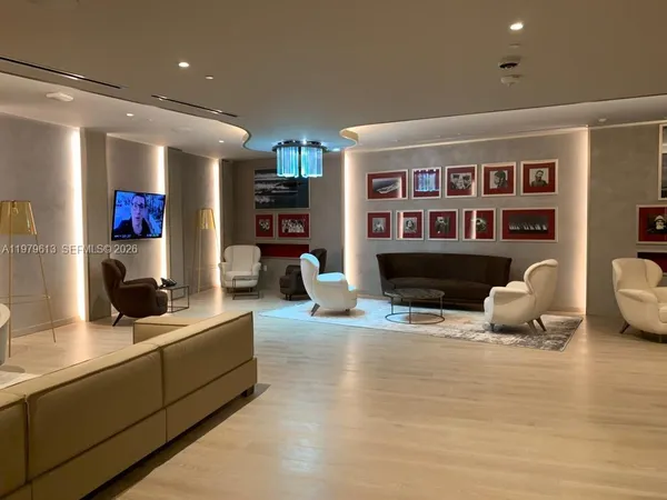 $6,200 | 1000 Brickell Plaza, Unit 3807, Miami, FL 33131