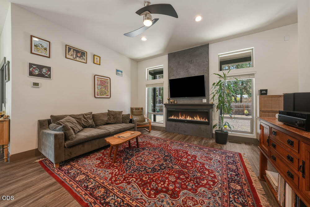 59981 Cheyenne Road Bend, OR 97702 - Photo 15 of 59