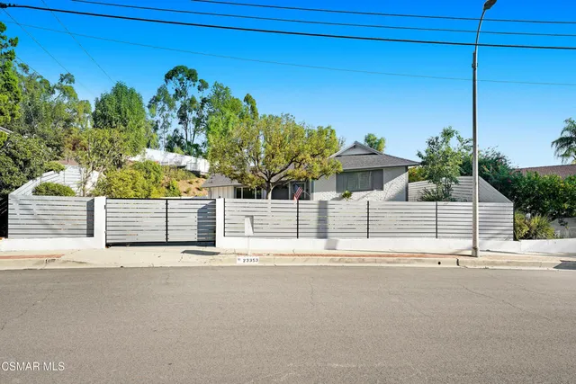 a view of a house with a garage