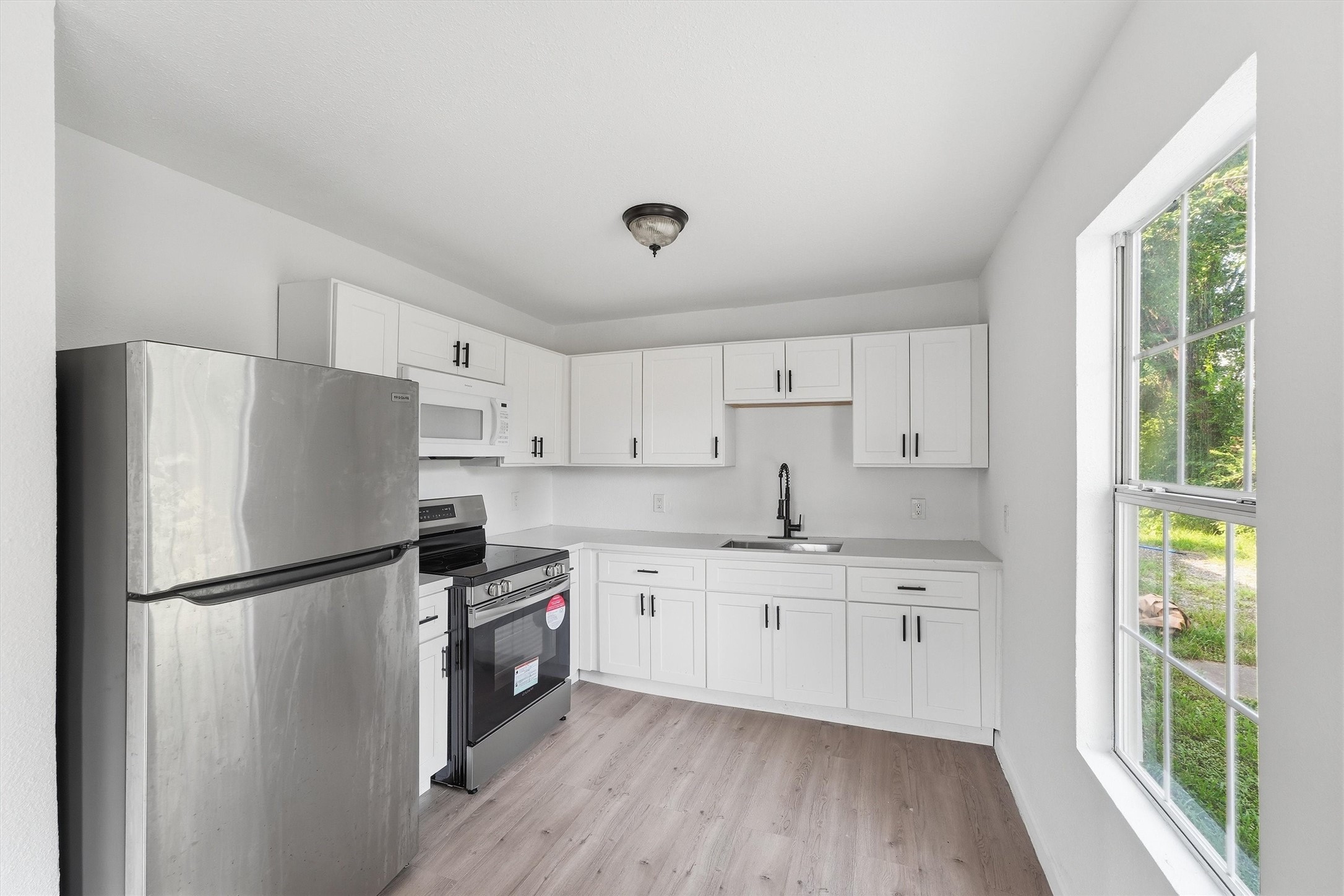 8030 Record Street, Unit A Houston, TX 77028 - Photo 12 of 30