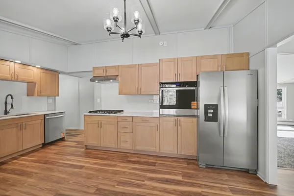 $395,000 | 454 Country View Lane, Le Sueur, MN 56058