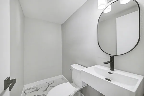 $395,000 | 454 Country View Lane, Le Sueur, MN 56058