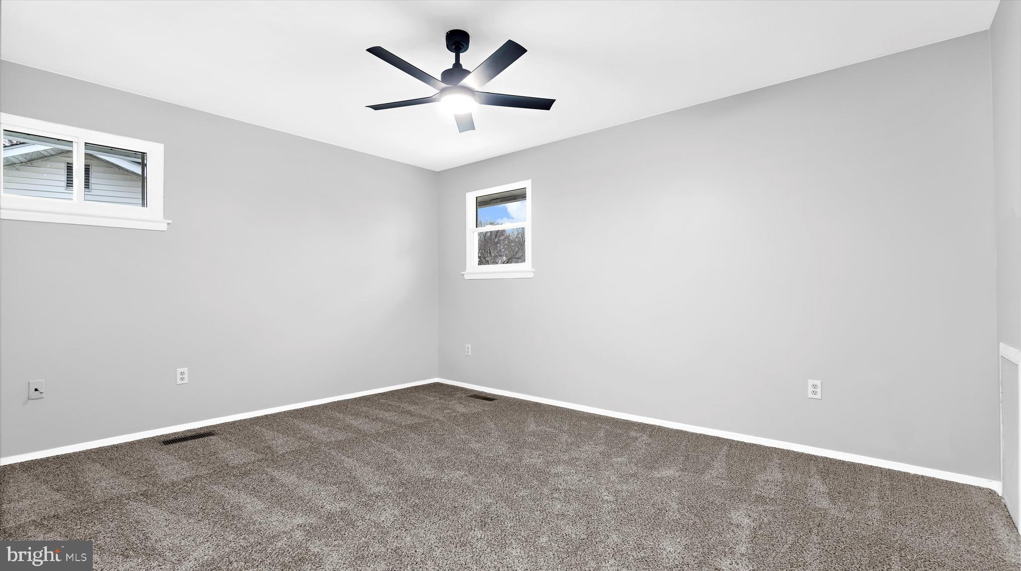 8009 Nolcrest Road Glen Burnie, MD 21061 - Photo 16 of 35 an empty room with a window