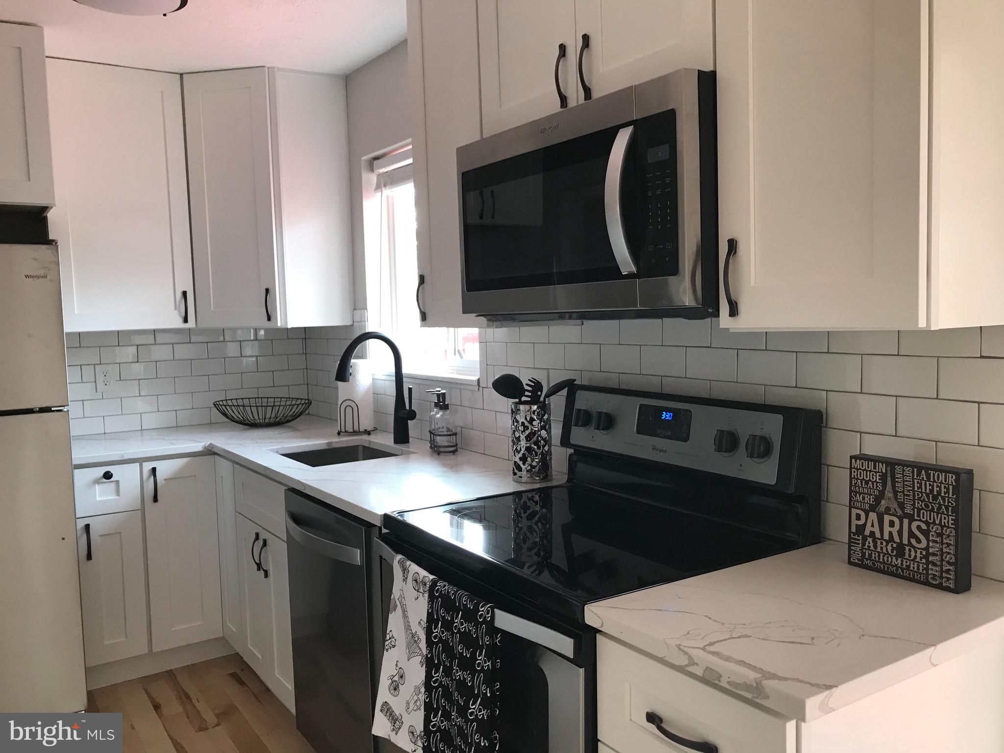 136 Arundel Road Pasadena, MD 21122 - Photo 6 of 23 Gallery Image 6