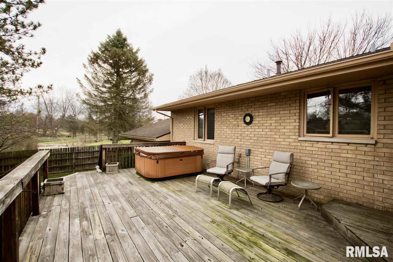 1001 Kingsbury Road Washington, IL 61571 - Photo 27 of 35 Gallery Image 27