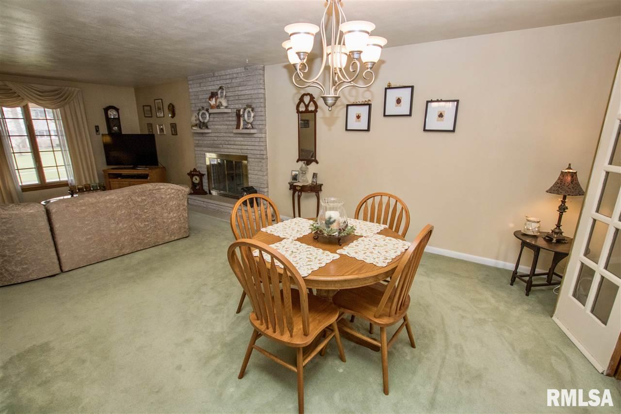 1001 Kingsbury Road Washington, IL 61571 - Photo 8 of 35 Gallery Image 8