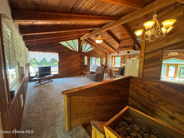 $515,000 | 497139 Highway 95, Naples, ID 83847