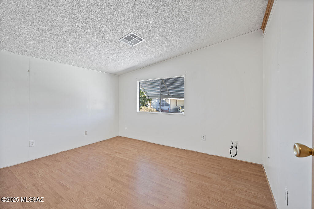 6137 South Barrister Road Tucson, AZ 85746 - Photo 14 of 30 5Y9A3590