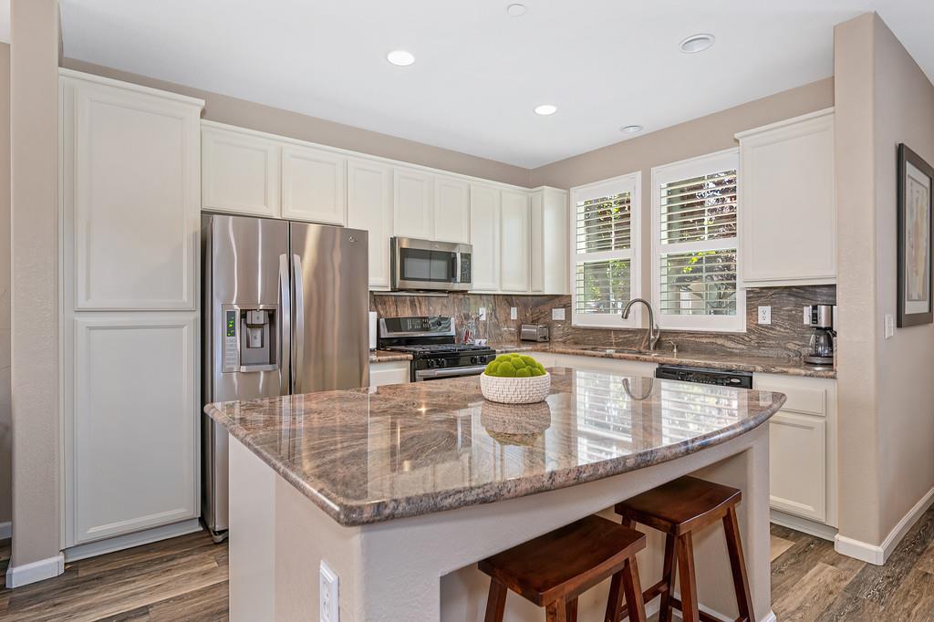 773 Courtyards Loop Lincoln, CA 95648 - Photo 6 of 56