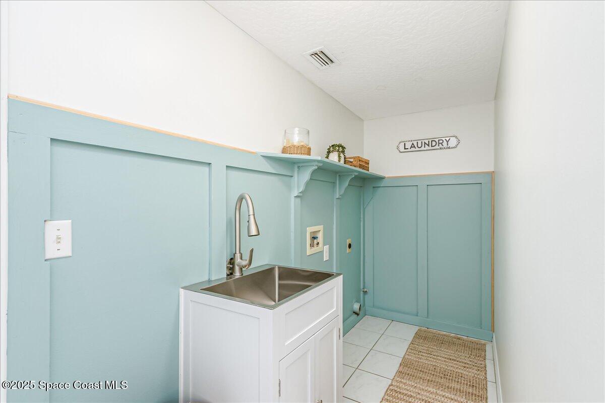 2508 Coral Ridge Circle Melbourne, FL 32935 - Photo 19 of 38 23-2508-Coral-Ridge-212