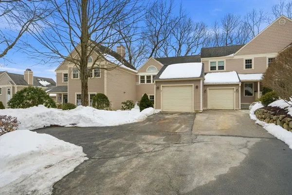 $742,000 | 7 Ocean Woods Drive, Unit 7, Duxbury, MA 02332