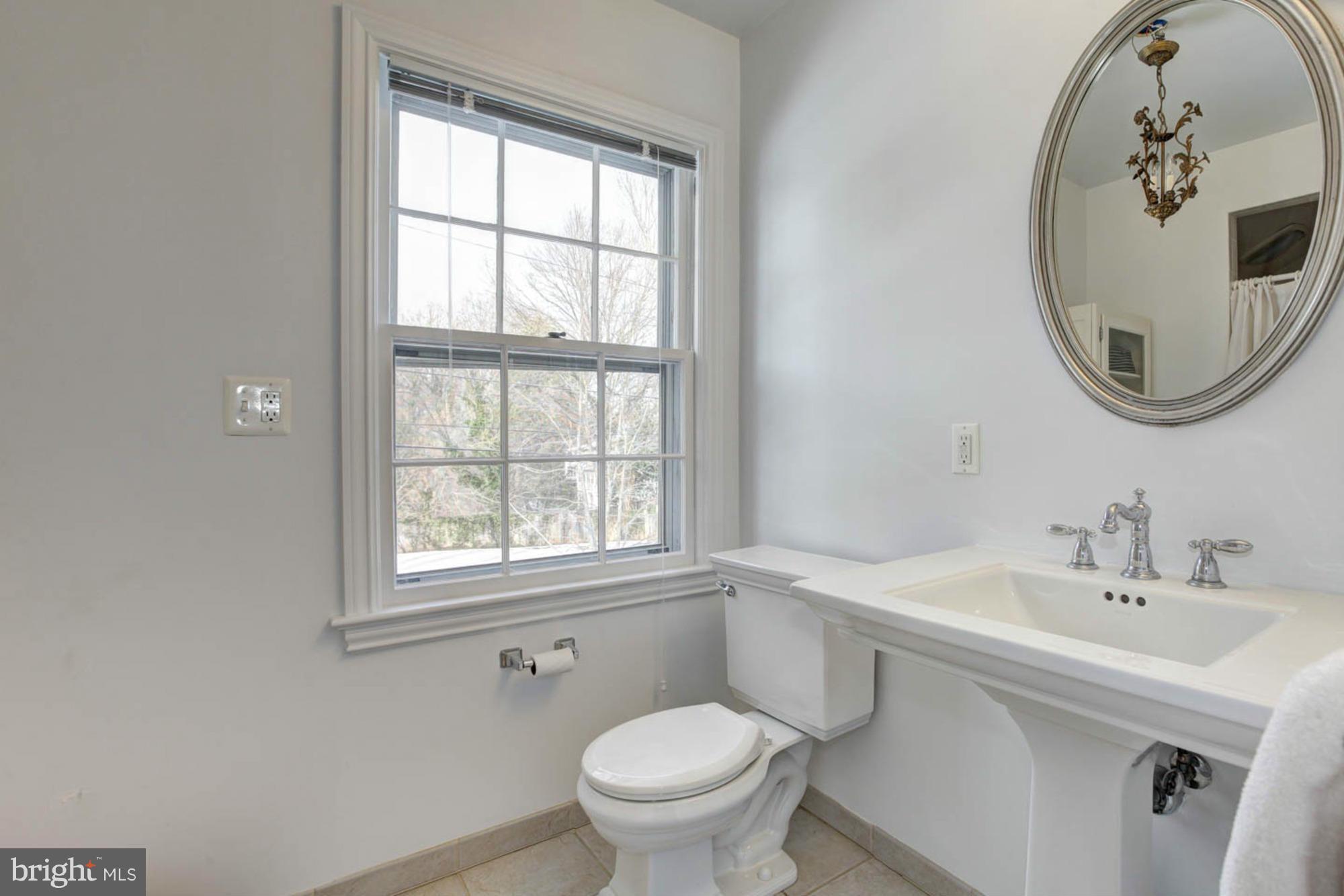 3604 Cardiff Road Chevy Chase, MD 20815 - Photo 19 of 26 Bath