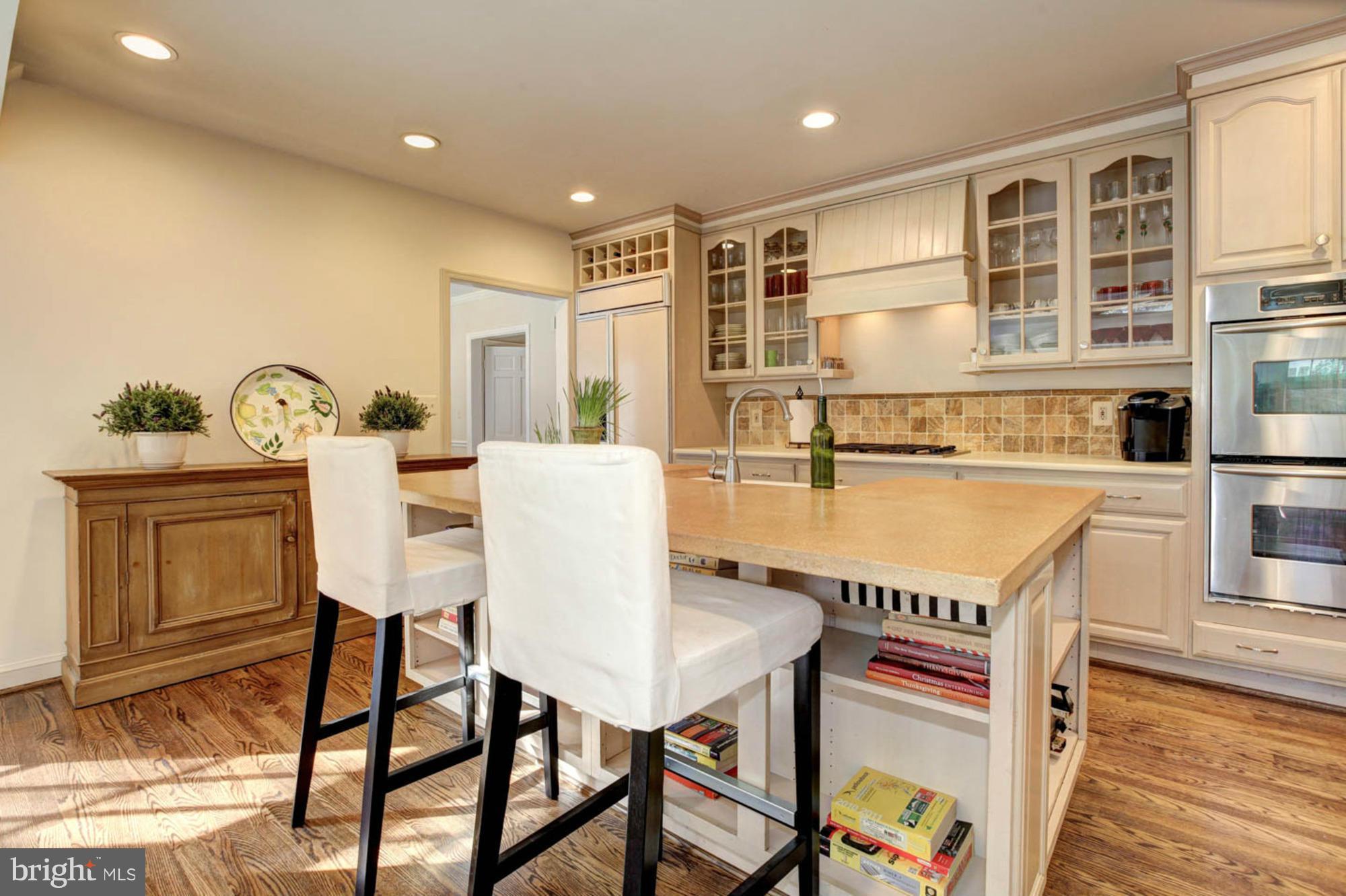3604 Cardiff Road Chevy Chase, MD 20815 - Photo 10 of 26 Kitchen