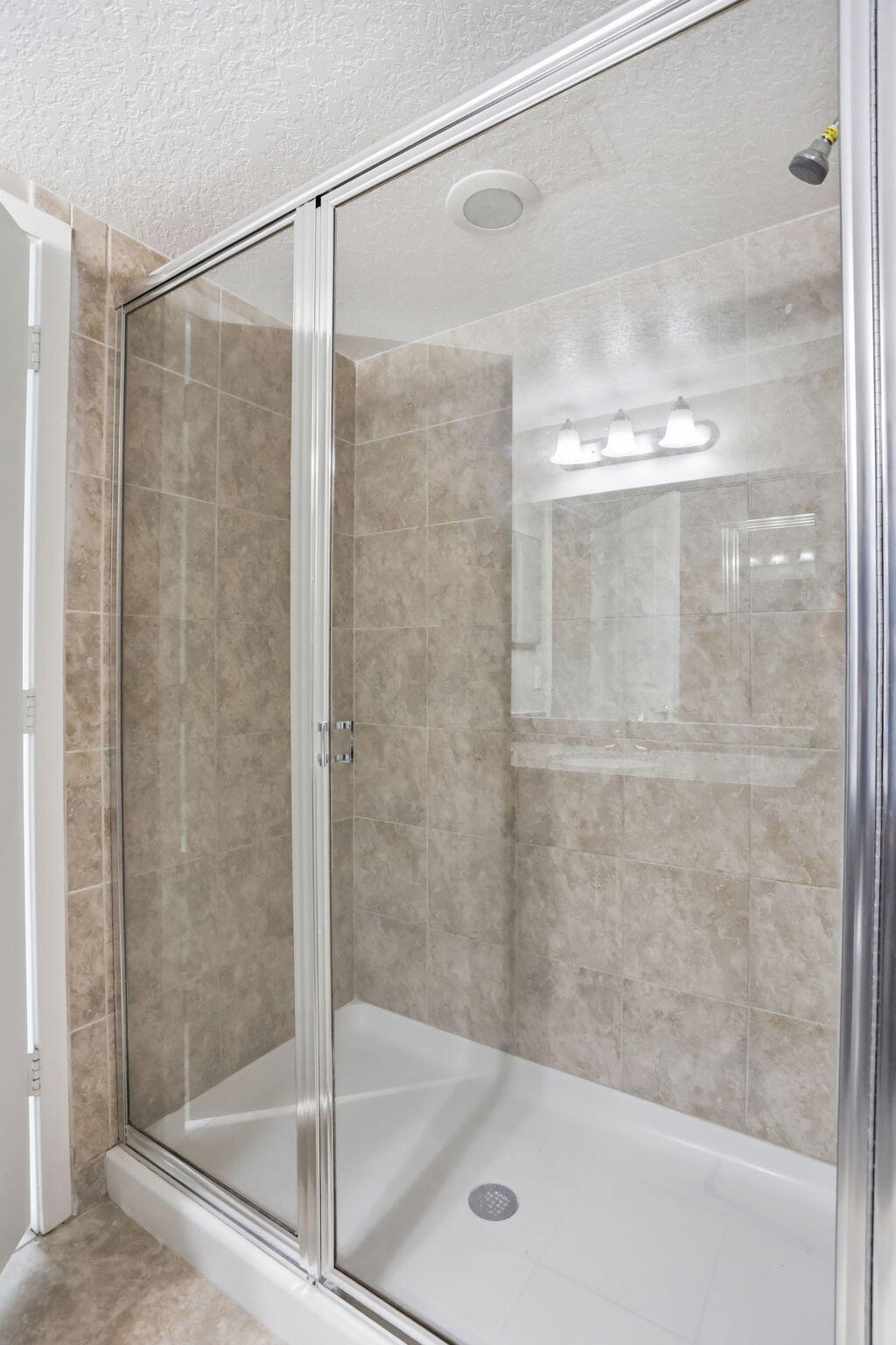 3611 High Ridge Road, Unit 302 Boynton Beach, FL 33426 - Photo 15 of 30 7-web-or-mls-0E2A6325