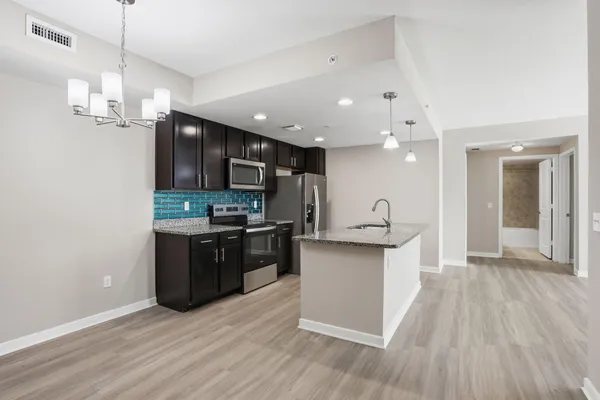 $2,590 | 3611 High Ridge Road, Unit 302, Boynton Beach, FL 33426