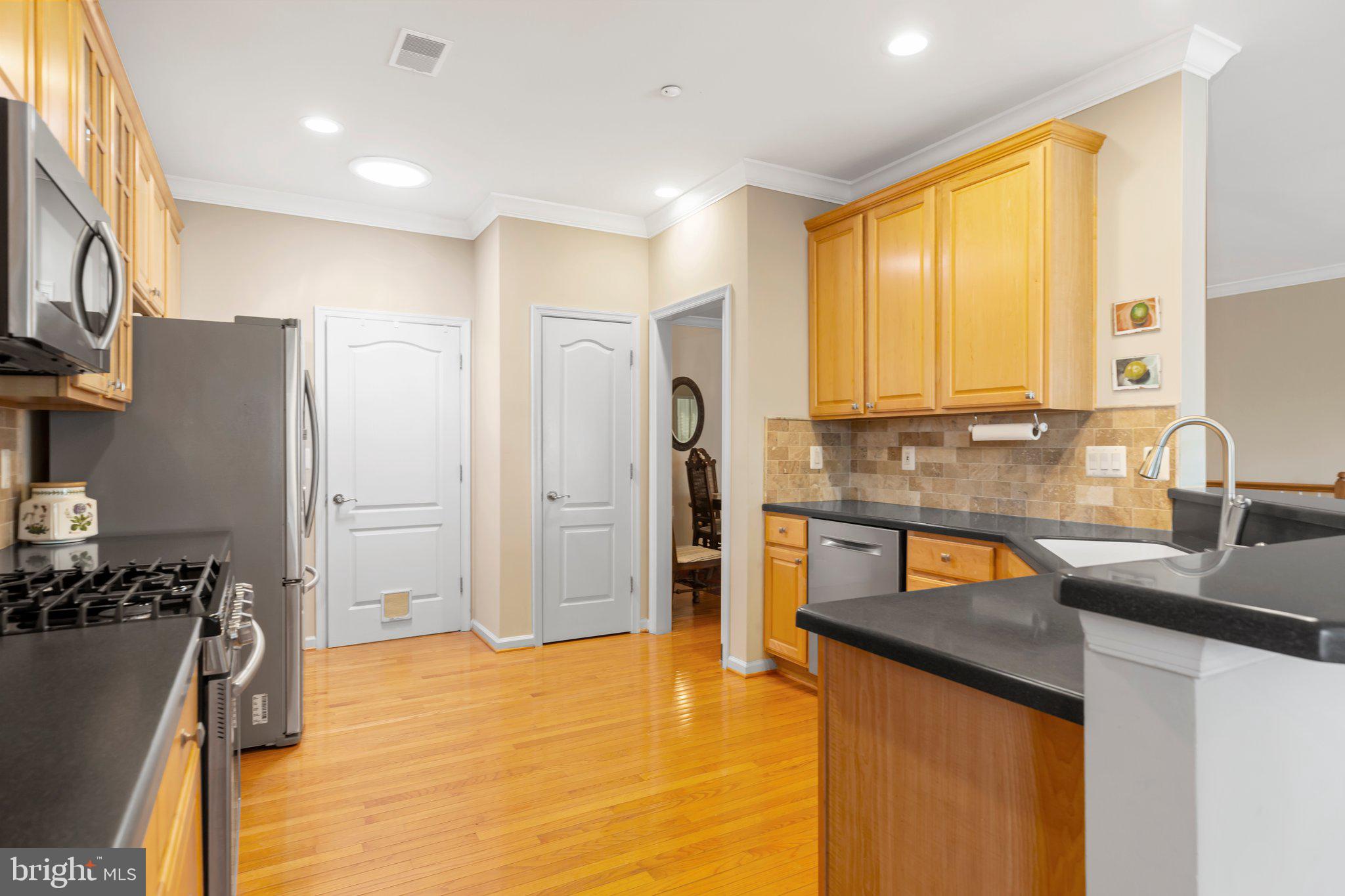 7 Carson Drive Fredericksburg, VA 22406 - Photo 15 of 68 Direct Access to Garage for Unloading Groceries