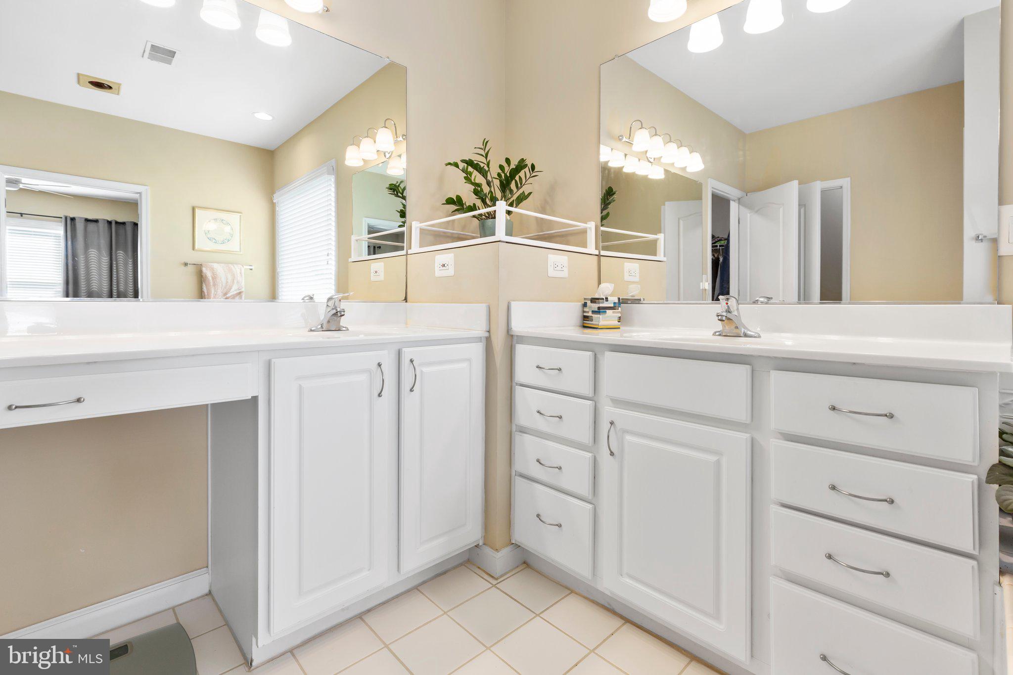 7 Carson Drive Fredericksburg, VA 22406 - Photo 34 of 68 His & Hers Vanities