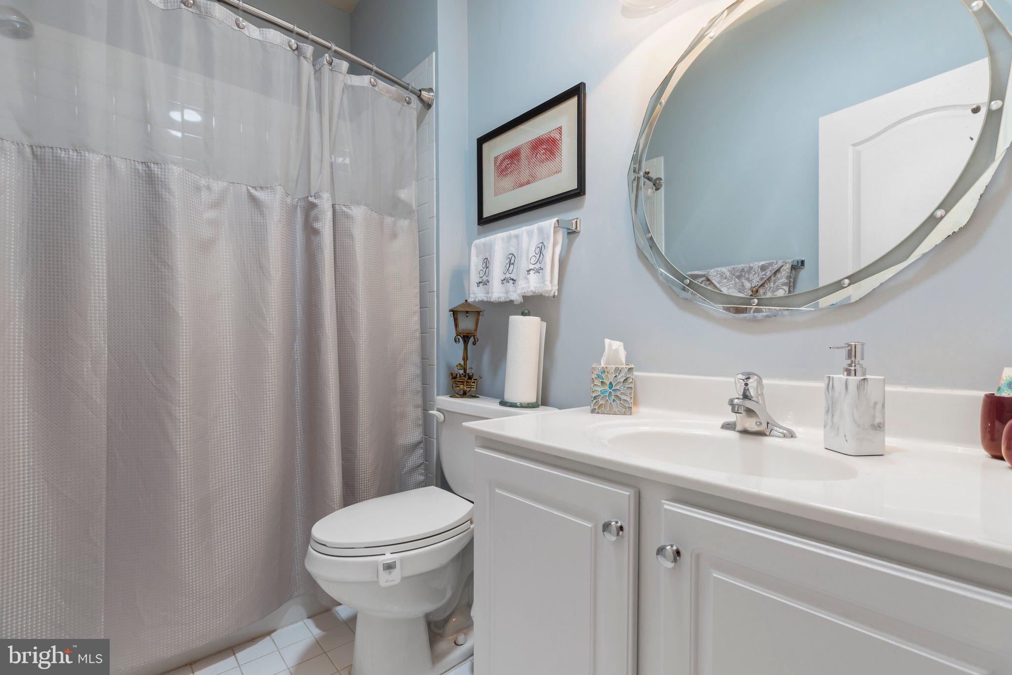 7 Carson Drive Fredericksburg, VA 22406 - Photo 9 of 68 Guest Bathroom