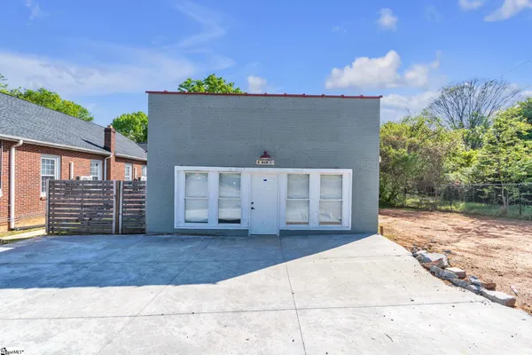 $175,000 | 612 West Main Street, Easley, SC 29640