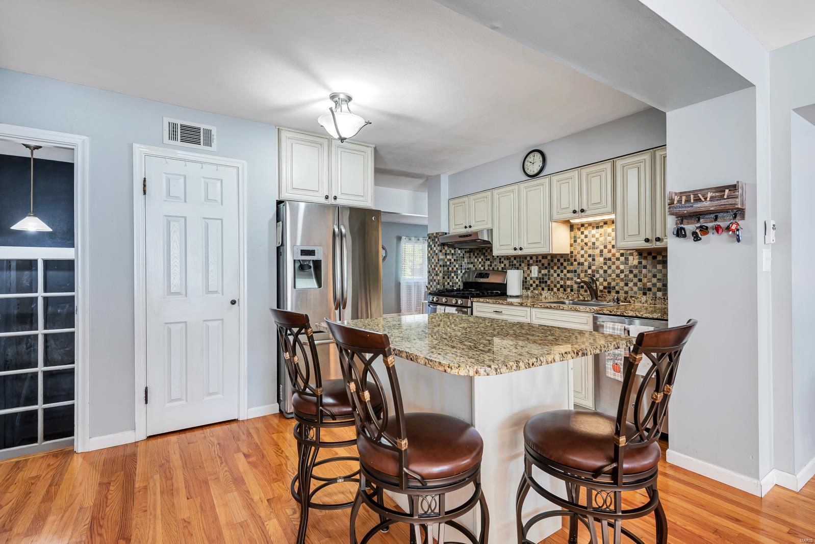 1140 Dougherty Ferry Road St. Louis, MO 63122 - Photo 8 of 44 Gallery Image 8