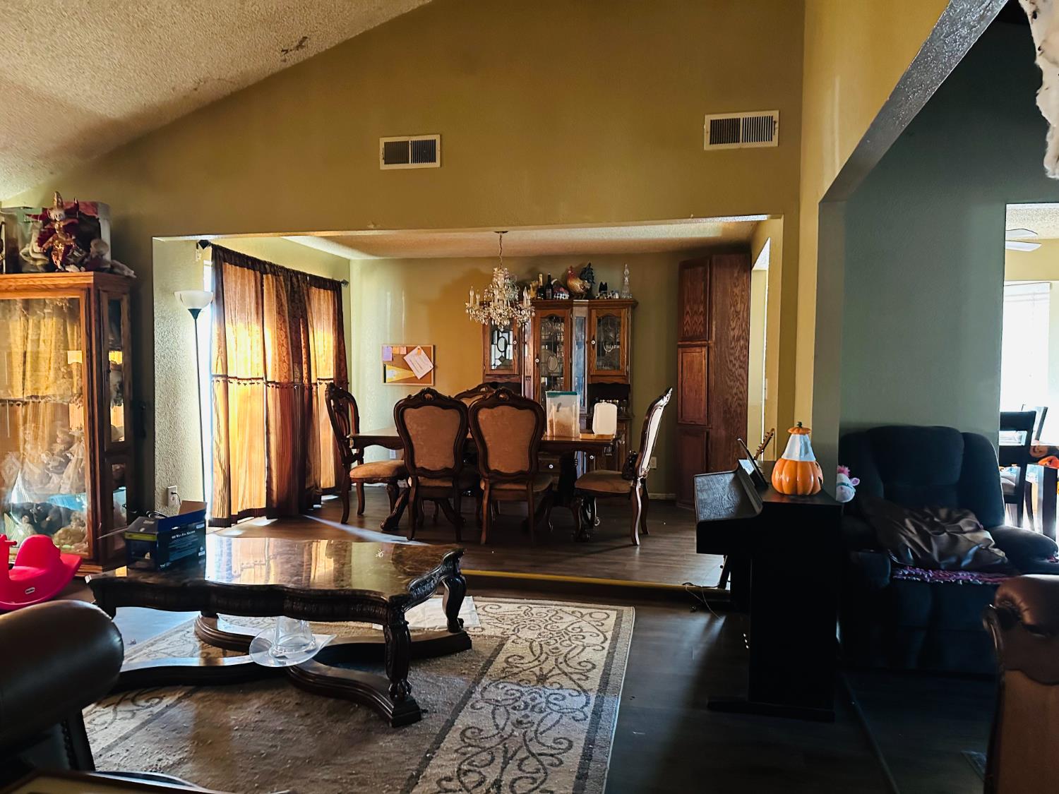 16564 Karen Road Madera, CA 93636 - Photo 8 of 37 Gallery Image 8