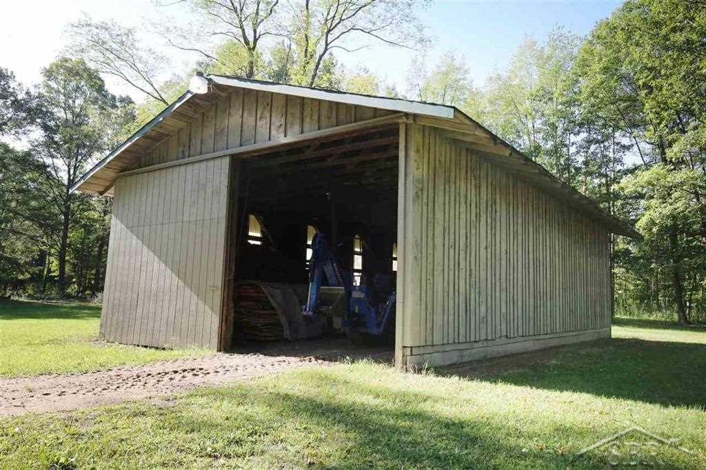 431 South Geneva Road Shepherd, MI 48883 - Photo 21 of 32