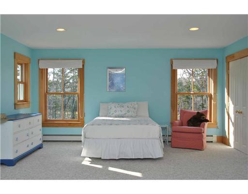 186 A Lower Flying Point Road Freeport, ME 04032 - Photo 18 of 25 Bedroom.