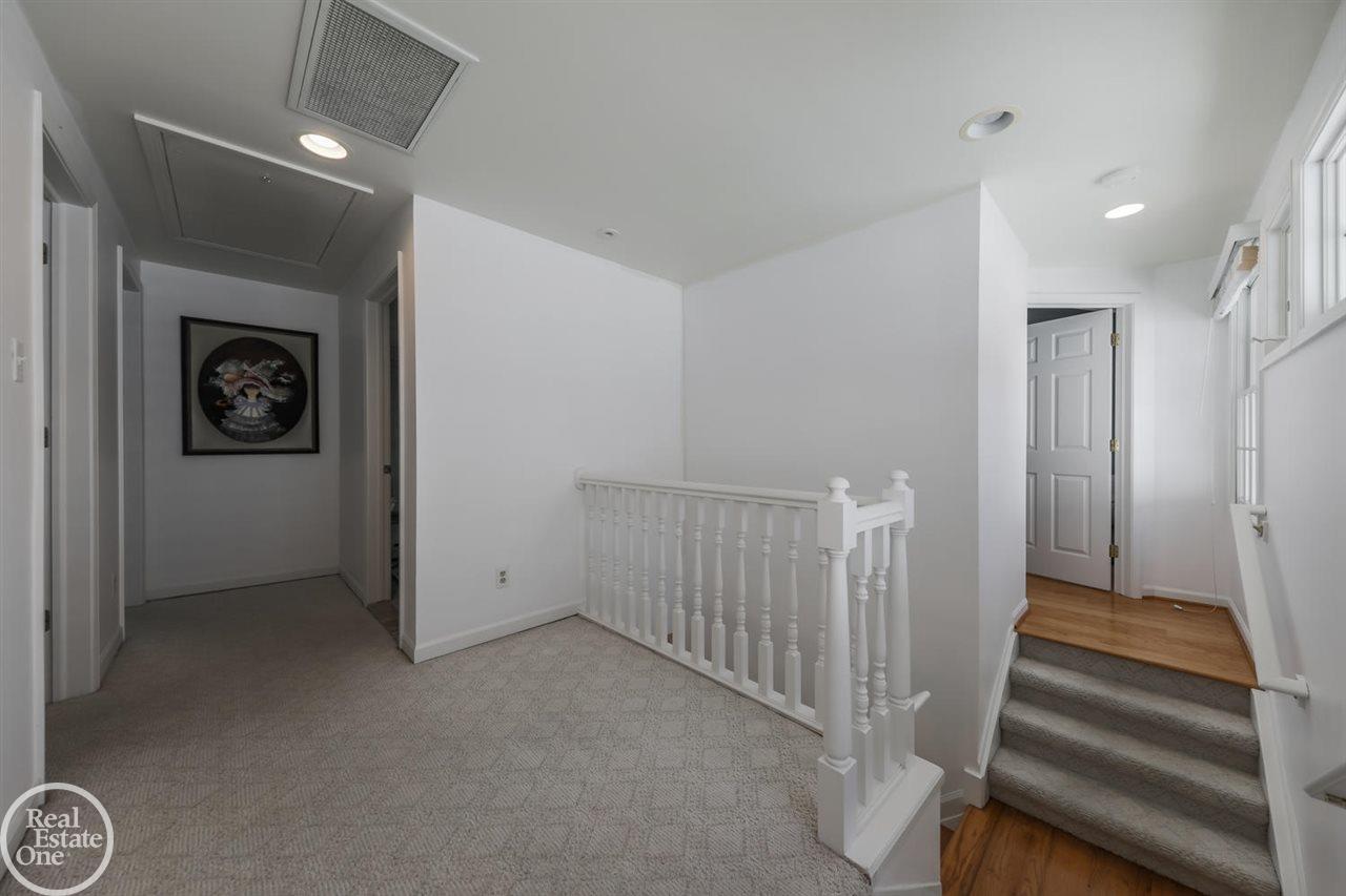 75 Muir Road Grosse Pointe Farms, MI 48236 - Photo 21 of 30