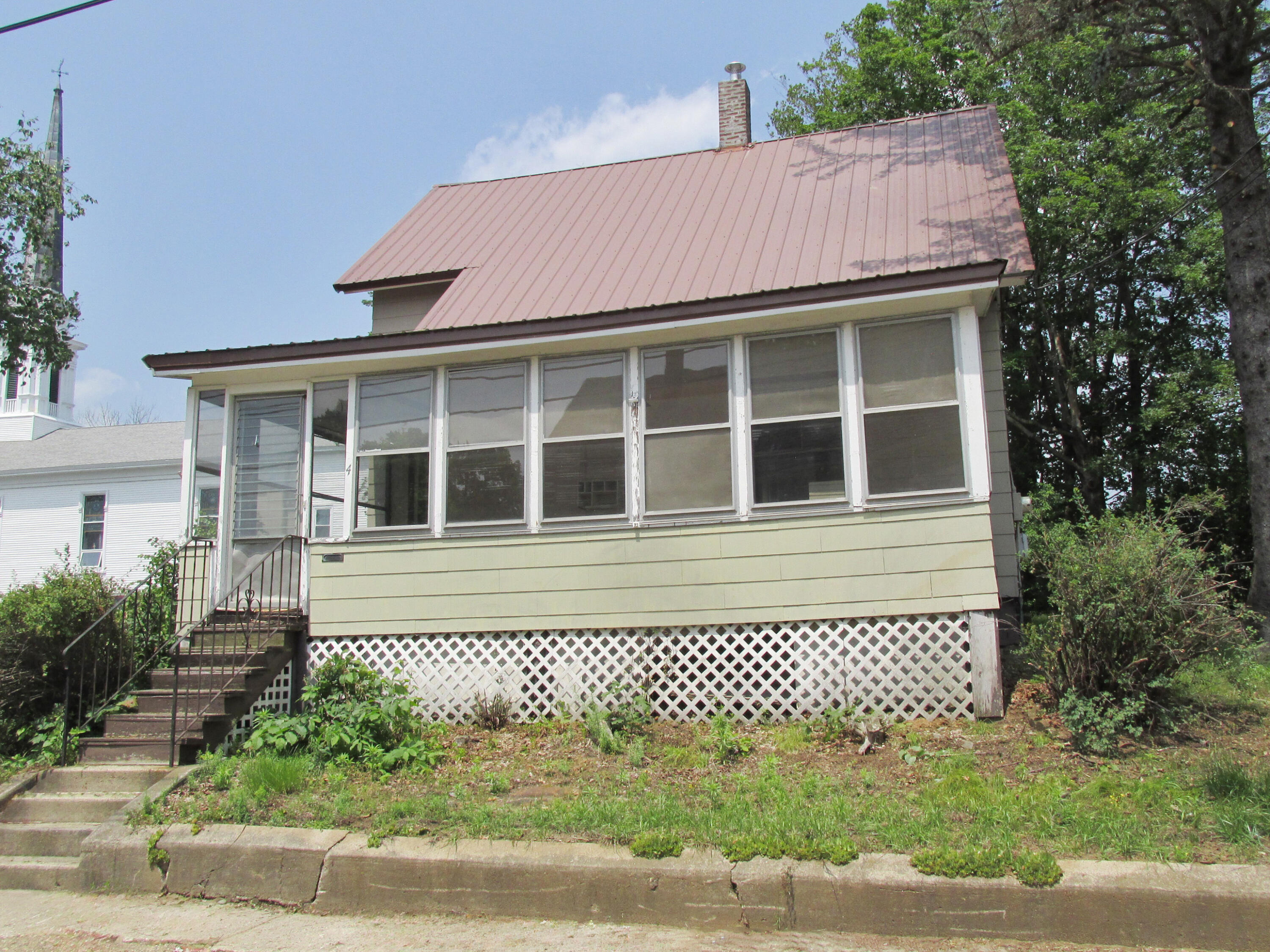 4 George Street Sanford, ME 04083 - Photo 2 of 13 2025-06-12 10.56.39