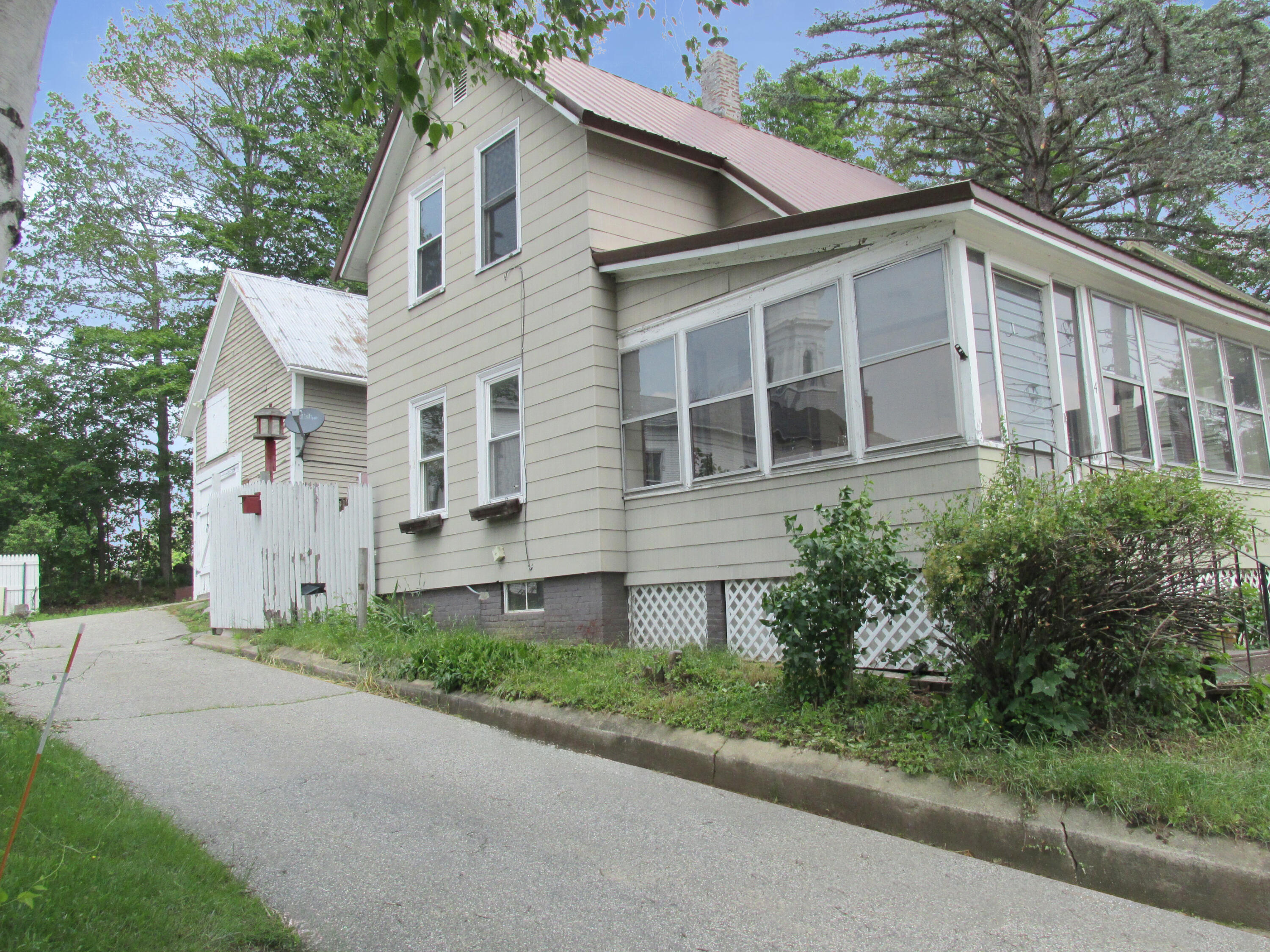 4 George Street Sanford, ME 04083 - Photo 3 of 13 2025-06-12 10.55.33
