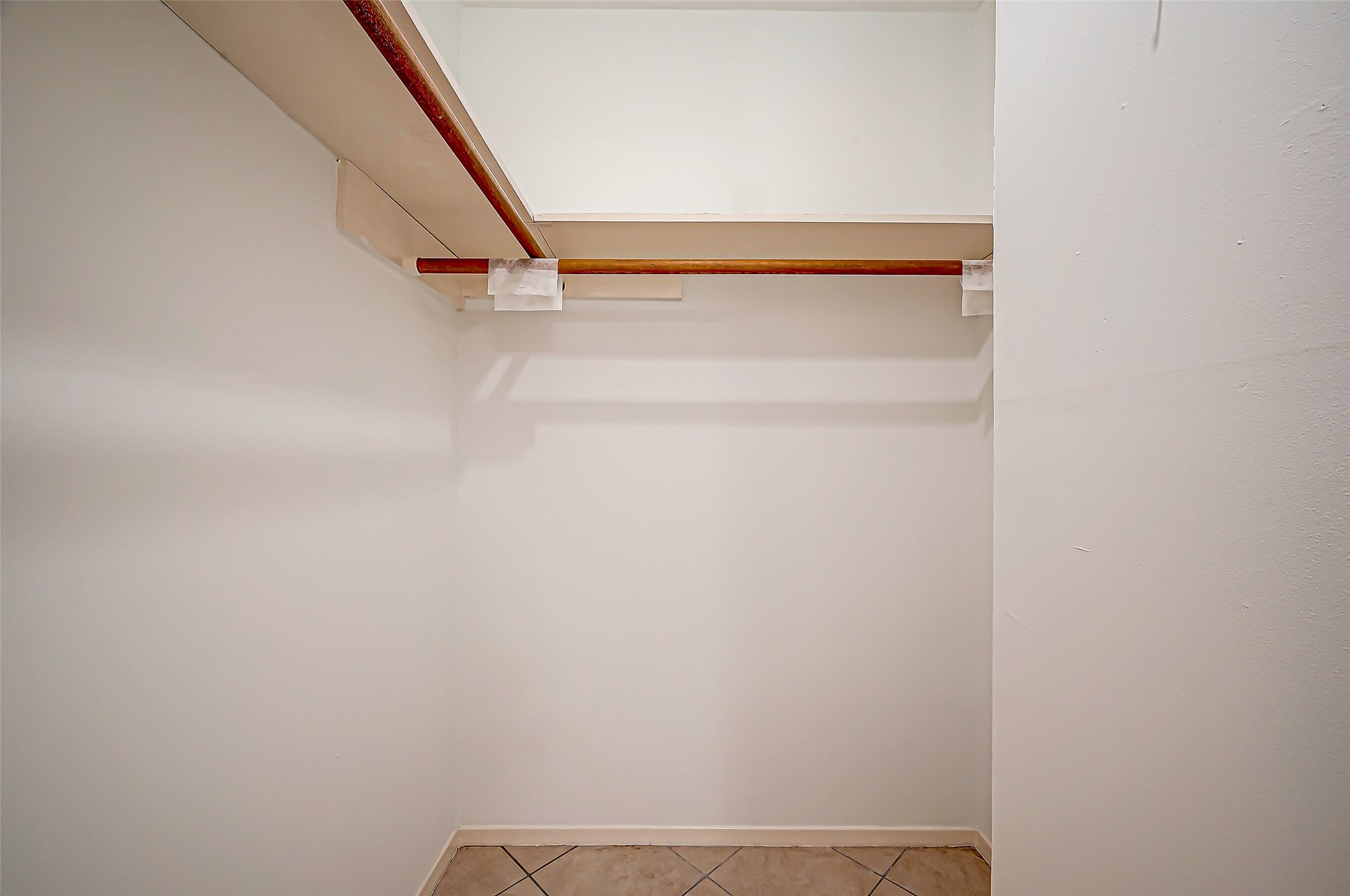 7027 Inkberry Drive Houston, TX 77092 - Photo 28 of 37 a view of small space