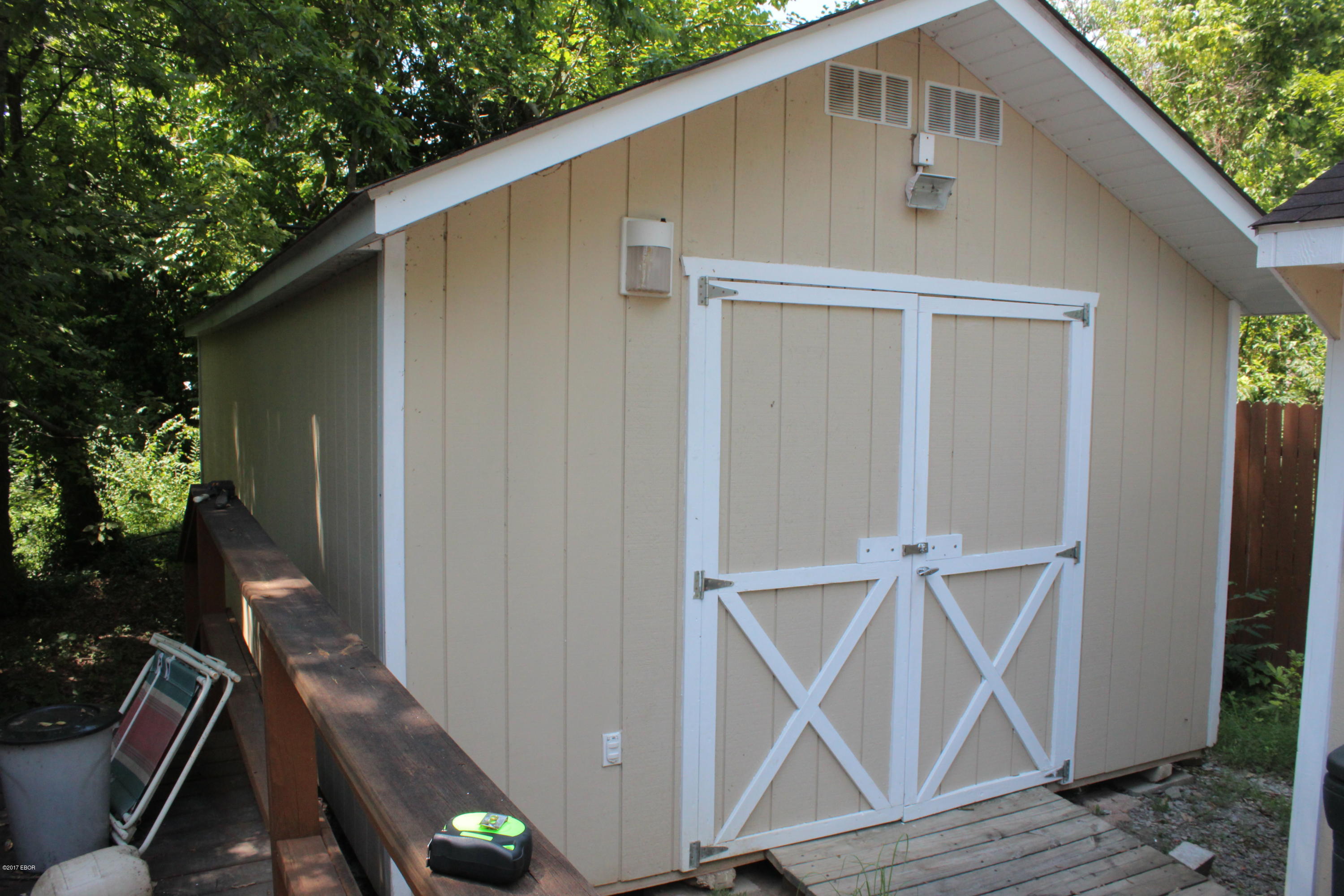 450 Los Angeles Road Carbondale, IL 62901 - Photo 13 of 14 Gallery Image 13