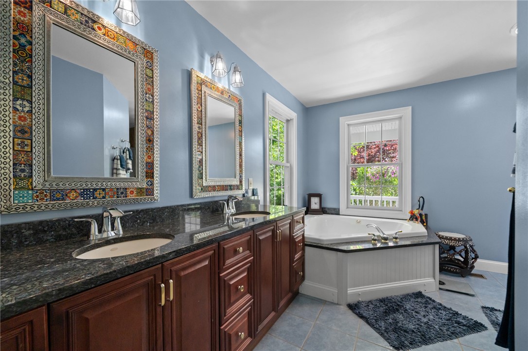1158 Sisson Road Coventry, RI 02827 - Photo 26 of 50