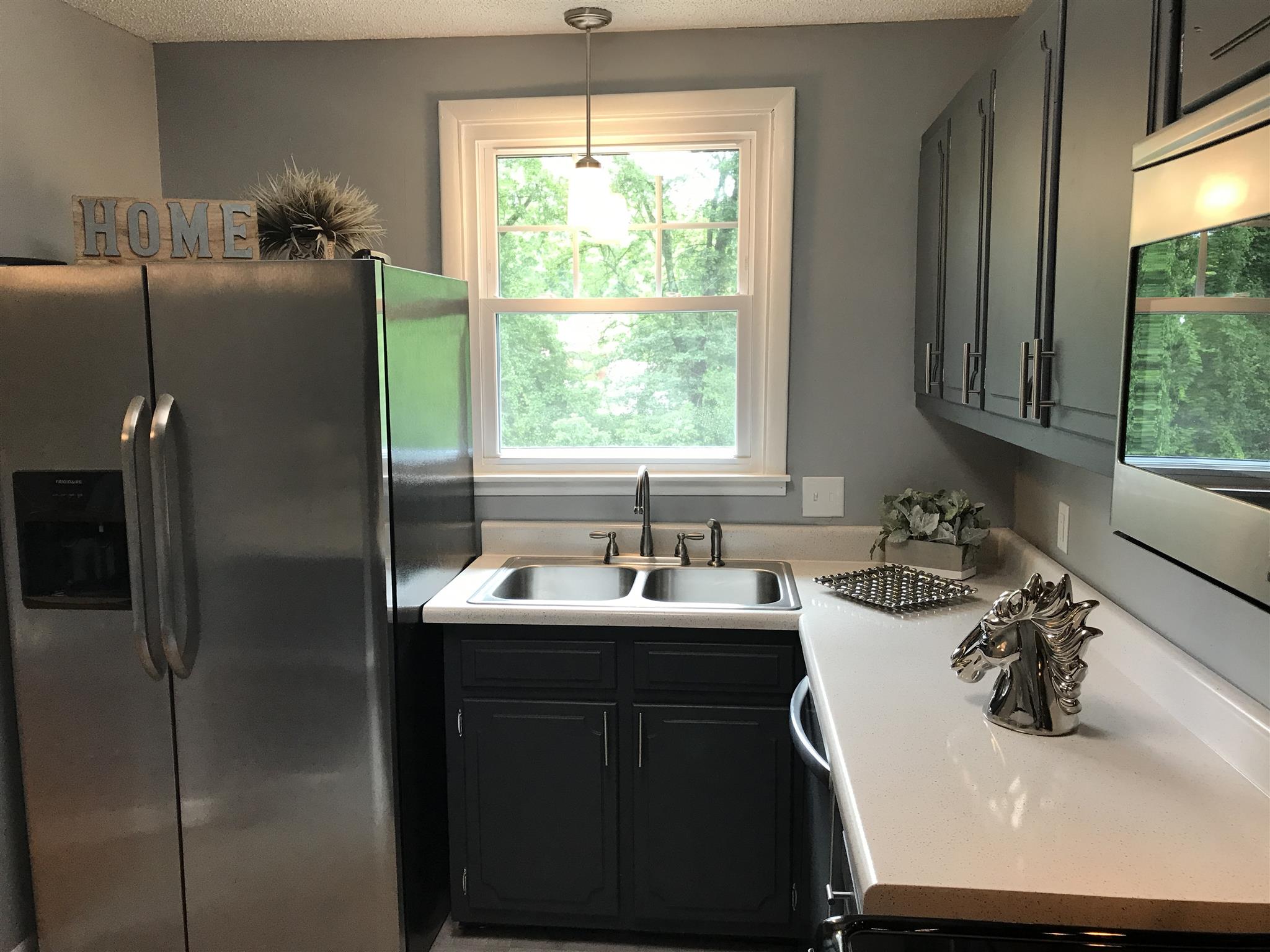 4705 McBride Road Antioch, TN 37013 - Photo 5 of 10 new flooring in kitchen