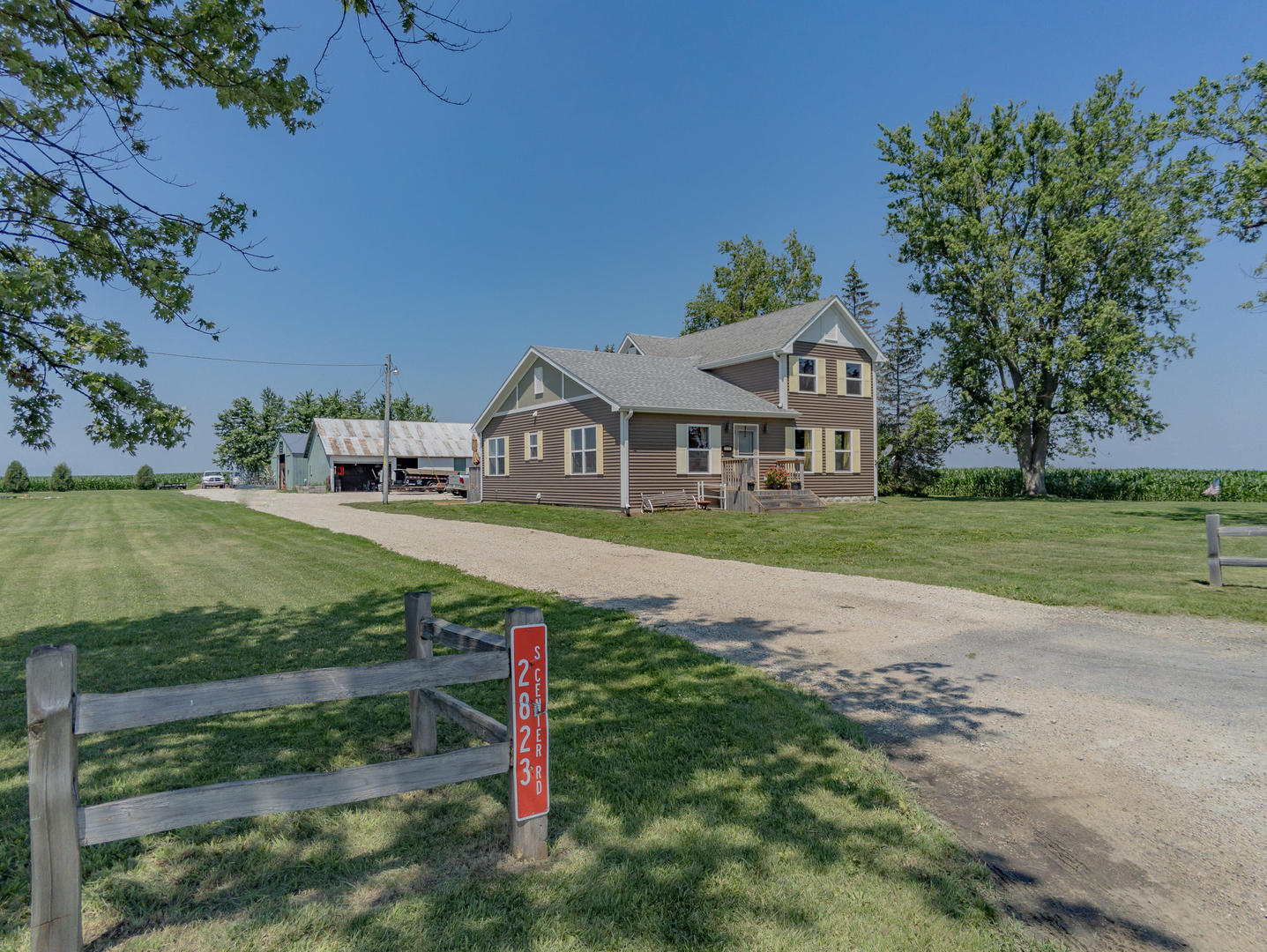 2823 South Center Road Rochelle, IL 61068 - Photo 1 of 46