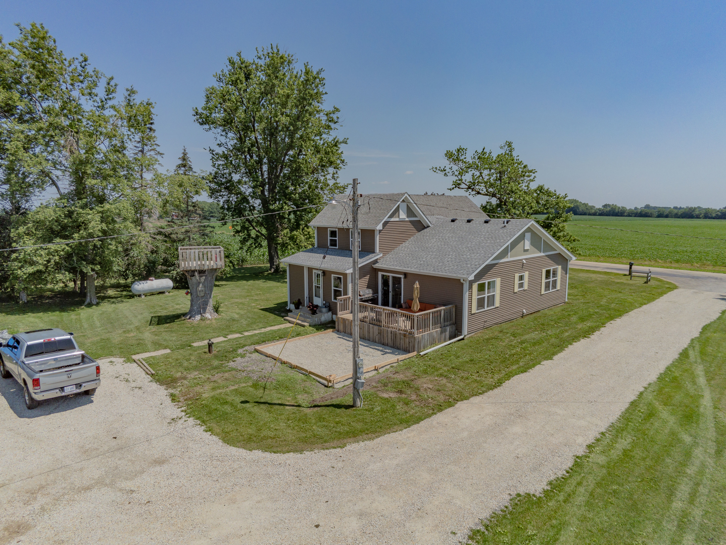 2823 South Center Road Rochelle, IL 61068 - Photo 33 of 46