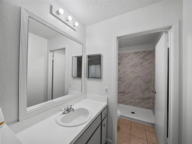 $2,400 | 3633 Edgewood Drive, Garland, TX 75042