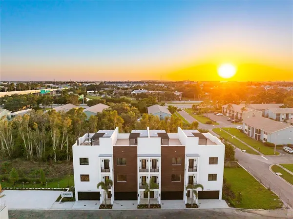 $4,200 | 10350 2nd Way North, St. Petersburg, FL 33716