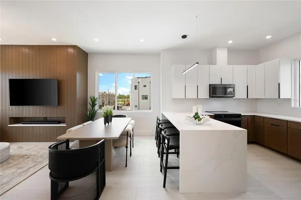 $4,200 | 10350 2nd Way North, St. Petersburg, FL 33716